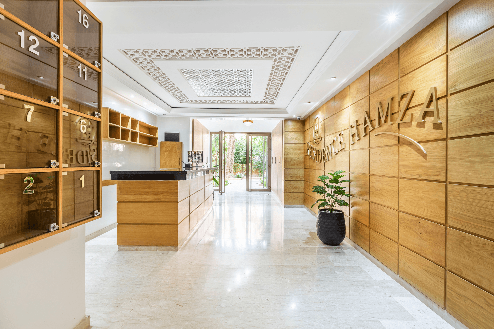 ZARI Boutique ApartHotel Exterior